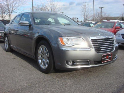 2012 Chrysler 300  Limited