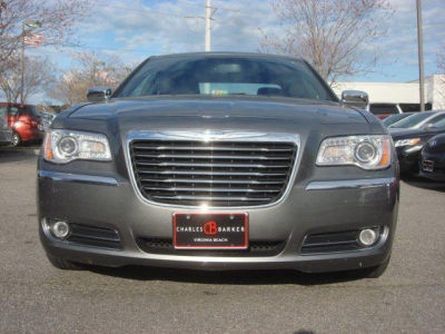2012 Chrysler 300  Limited
