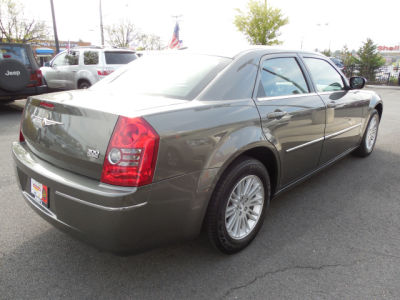 2009 Chrysler 300  Touring
