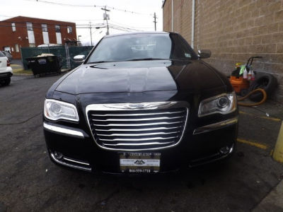 2012 Chrysler 300  Limited