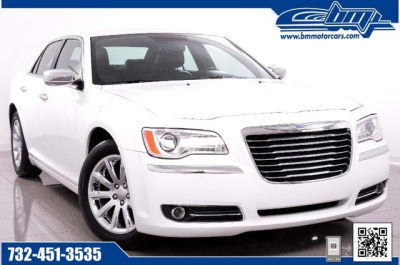 2012 Chrysler 300  Limited