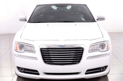 2012 Chrysler 300  Limited