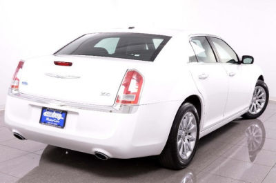 2012 Chrysler 300  Limited