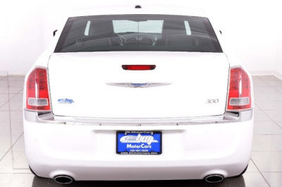 2012 Chrysler 300  Limited