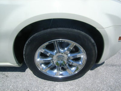 2010 Chrysler 300  Touring Signature