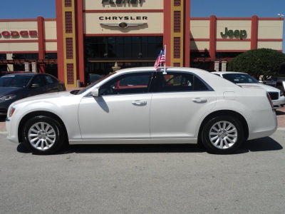 2011 Chrysler 300  Base