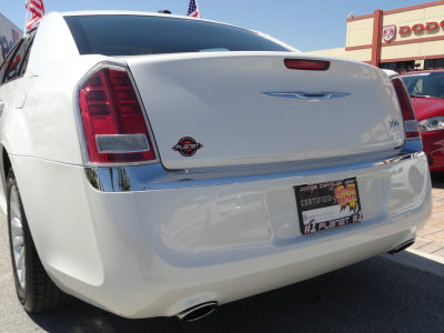 2011 Chrysler 300  Base