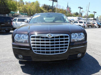 2010 Chrysler 300  Touring/Signature Series