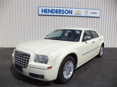 2010 Chrysler 300  Touring