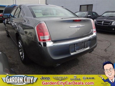 2012 Chrysler 300  Limited