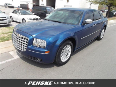 2010 Chrysler 300  Touring