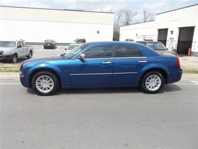 2010 Chrysler 300  Touring