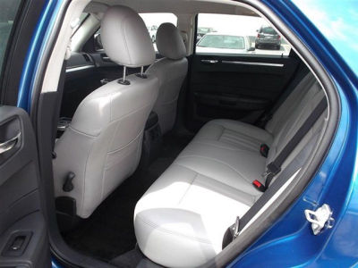 2010 Chrysler 300  Touring