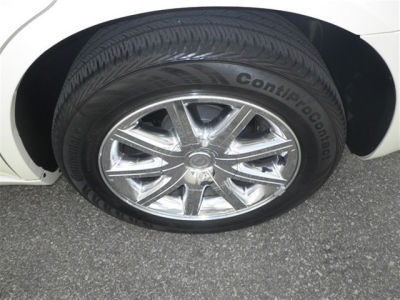 2010 Chrysler 300  Touring