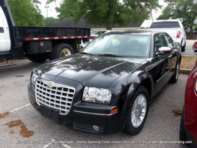2010 Chrysler 300  Touring