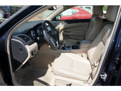 2012 Chrysler 300  Limited