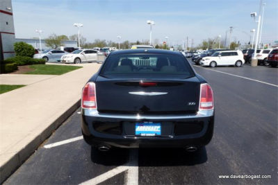 2011 Chrysler 300