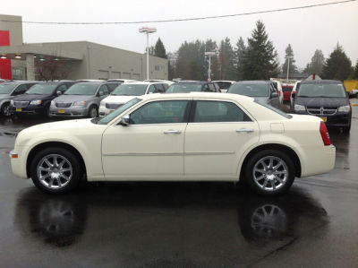 2010 Chrysler 300  Limited