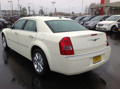 2010 Chrysler 300  Limited