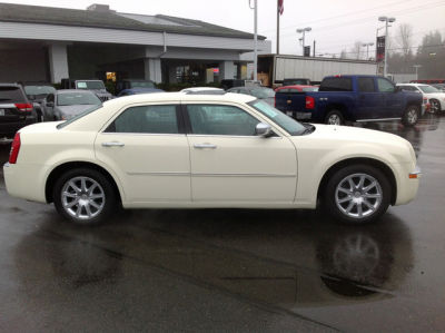 2010 Chrysler 300  Limited