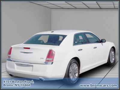 2012 Chrysler 300  Limited