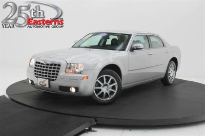 2010 Chrysler 300  Touring/Signature Series