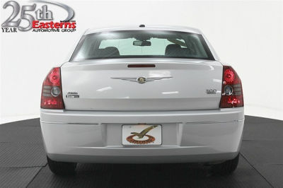 2010 Chrysler 300  Touring/Signature Series