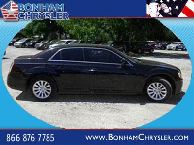 2011 Chrysler 300  Base