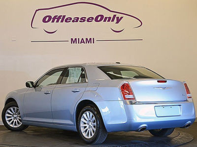 2012 Chrysler 300  Base