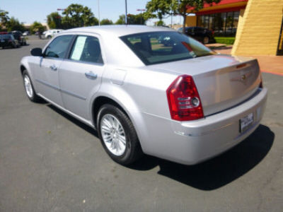 2010 Chrysler 300  Touring