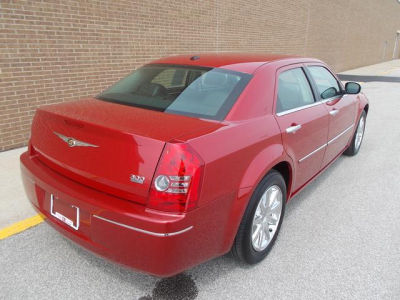 2010 Chrysler 300  Touring