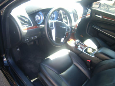 2012 Chrysler 300  Limited