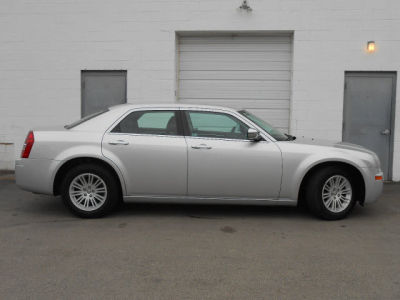 2010 Chrysler 300  Touring Plus