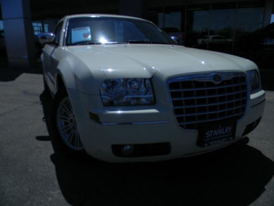 2010 Chrysler 300  Touring