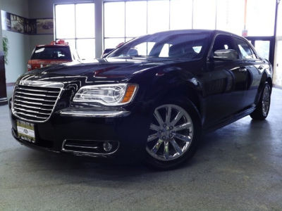 2012 Chrysler 300  Limited