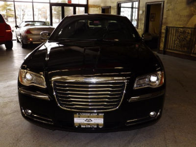 2012 Chrysler 300  Limited