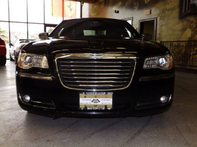 2012 Chrysler 300  Limited