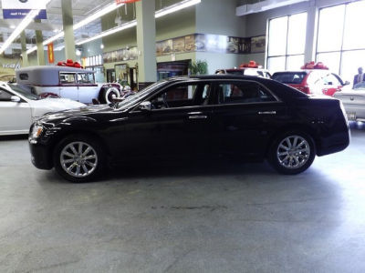 2012 Chrysler 300  Limited