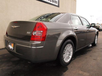 2010 Chrysler 300  Touring