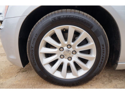 2012 Chrysler 300  Base