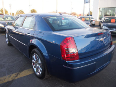 2010 Chrysler 300  Touring