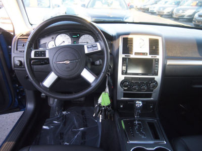 2010 Chrysler 300  Touring