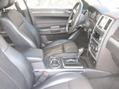 2010 Chrysler 300  Touring