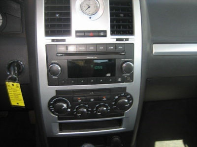 2010 Chrysler 300  Touring