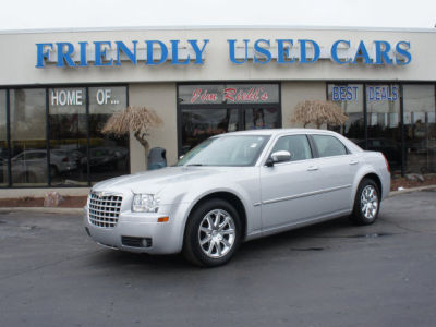 2010 Chrysler 300  Touring