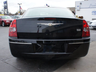 2010 Chrysler 300  Touring