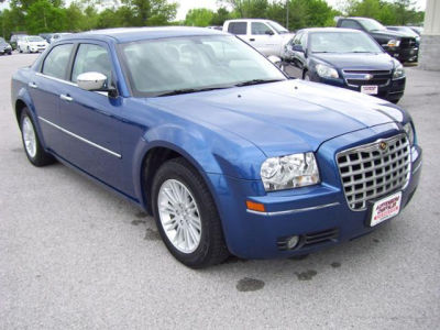 2010 Chrysler 300  Touring Plus