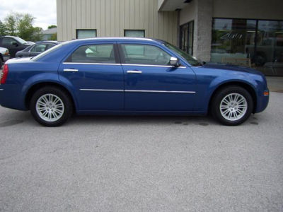 2010 Chrysler 300  Touring Plus