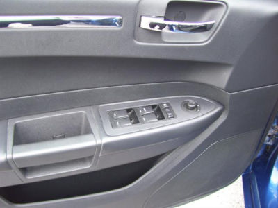 2010 Chrysler 300  Touring Plus