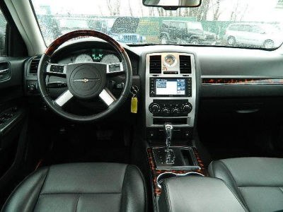 2010 Chrysler 300  Limited